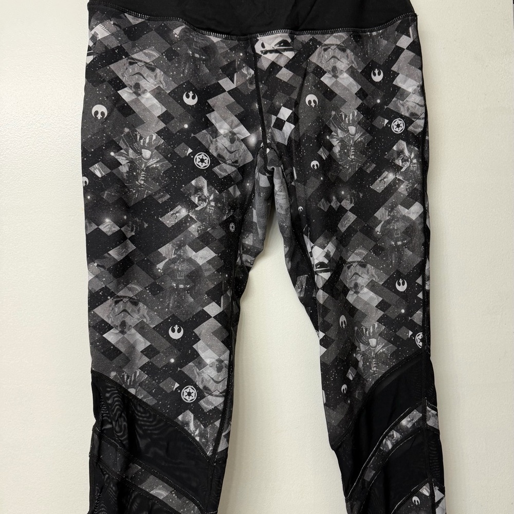 Torrid Star Wars athletic leggings